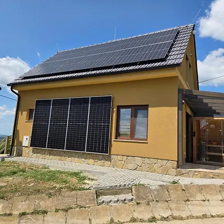 Nyaraló Vinarska Tövisfalva