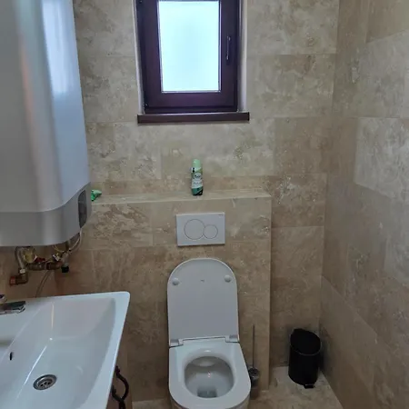 Vinarska * Tövisfalva