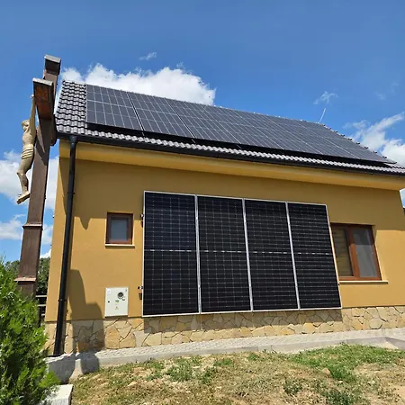 Nyaraló Vinarska Tövisfalva